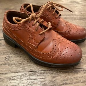 5,654
Deer Stags Ace Dress Wing-Tip Dress Comfort Oxford (Big Kid/Little Kid)